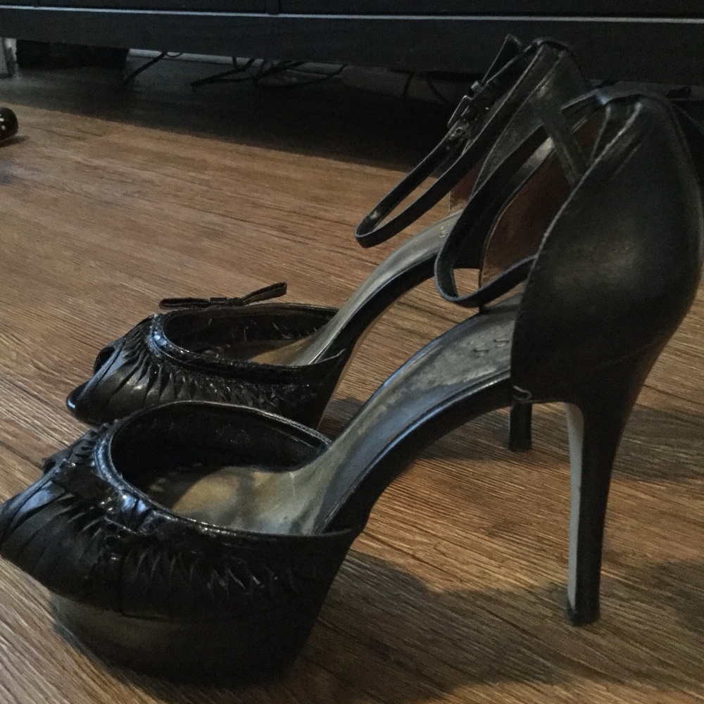 Guess Black Size 8 Leather Ankle Strap Platform Heels - Picture 4 of 8